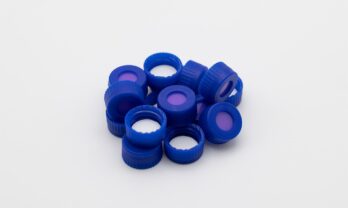 caps-3