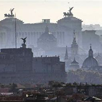 A picture of the pollution hanging over Rome